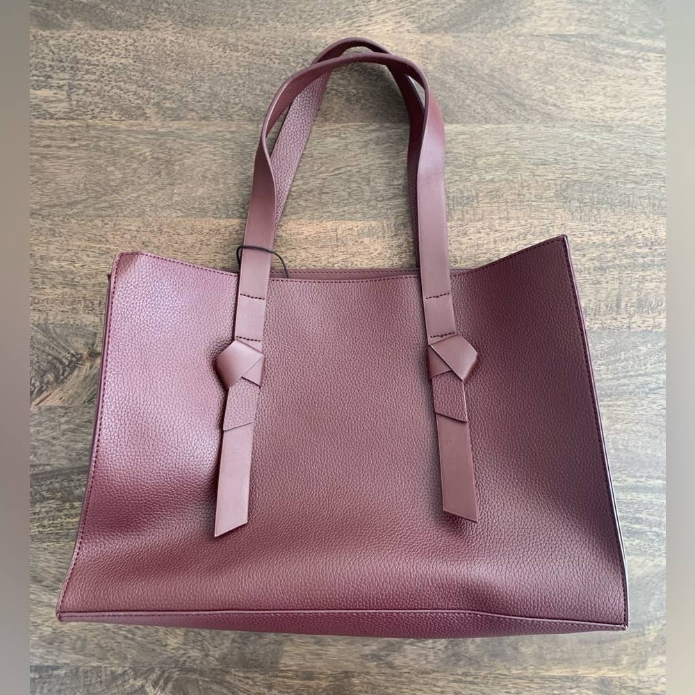 Rachel Zoe Take-it-Anywhere Tote - vegan leather - bordeaux cranberry large - Picture 8 of 12